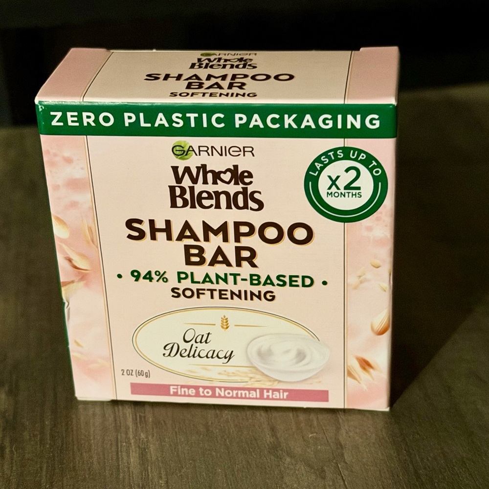 Garnier Whole Blends Oat Delicacy Shampoo Bar